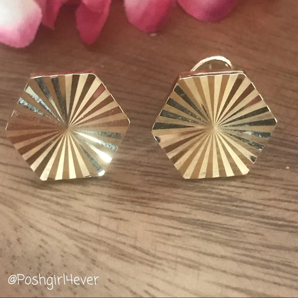 Pierre Cardin Gold Tone Men’s Cuff links